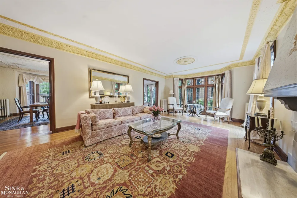 852 Whittier Road Grosse Pointe Park City, MI 48230