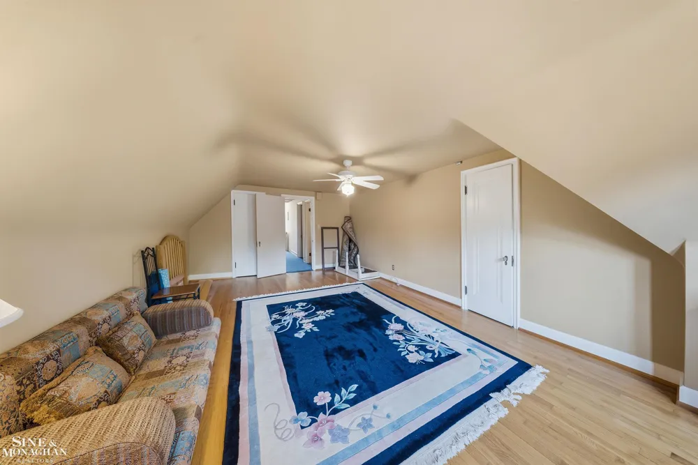 852 Whittier Road Grosse Pointe Park City, MI 48230