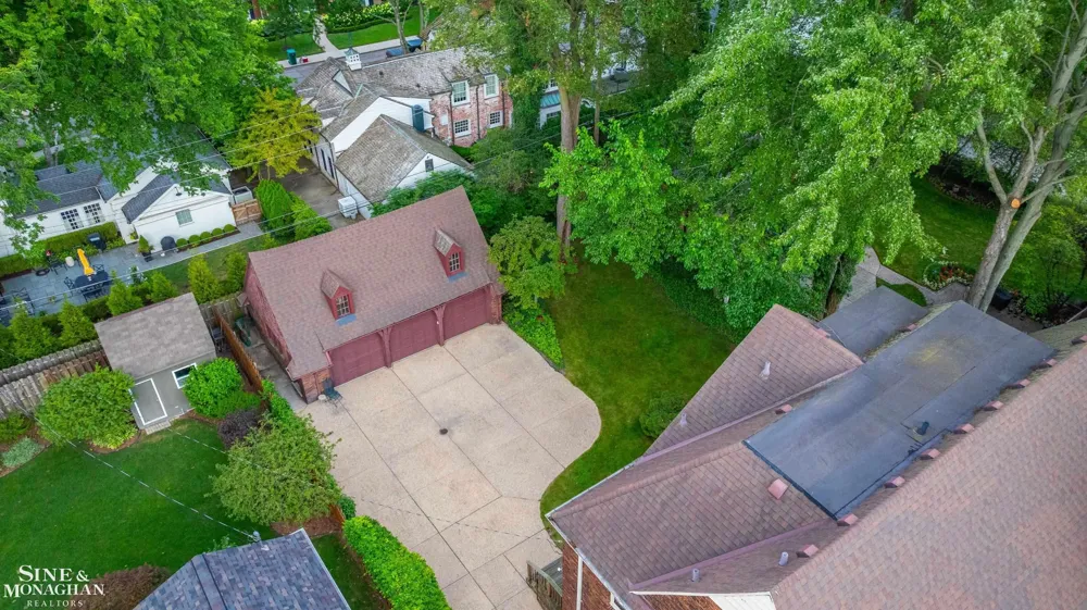 852 Whittier Road Grosse Pointe Park City, MI 48230