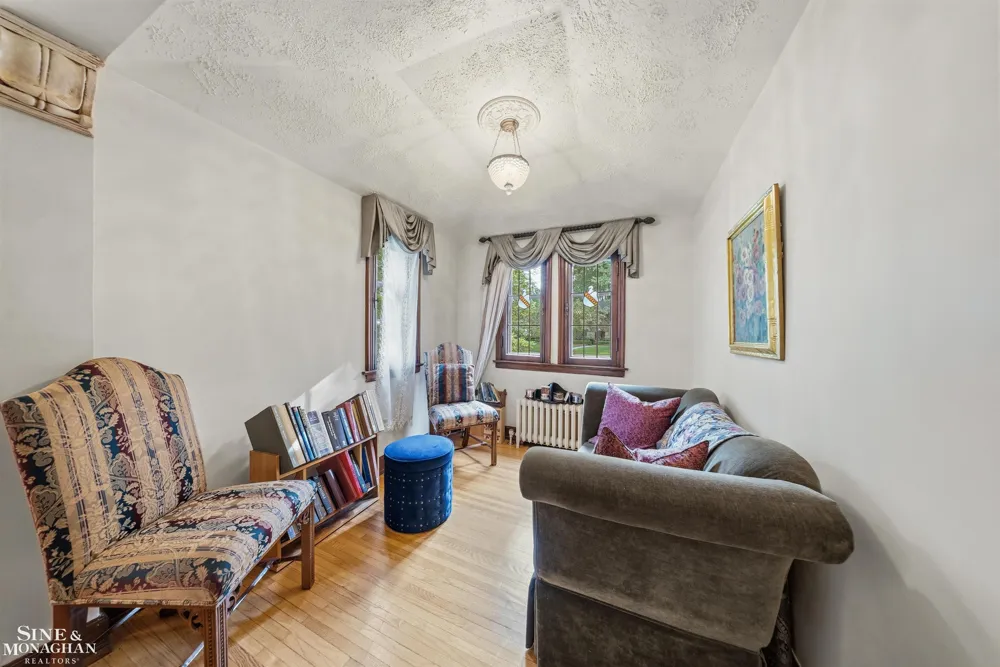852 Whittier Road Grosse Pointe Park City, MI 48230