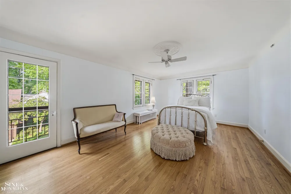 852 Whittier Road Grosse Pointe Park City, MI 48230