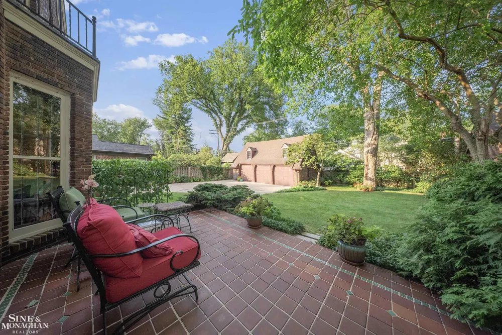 852 Whittier Road Grosse Pointe Park City, MI 48230