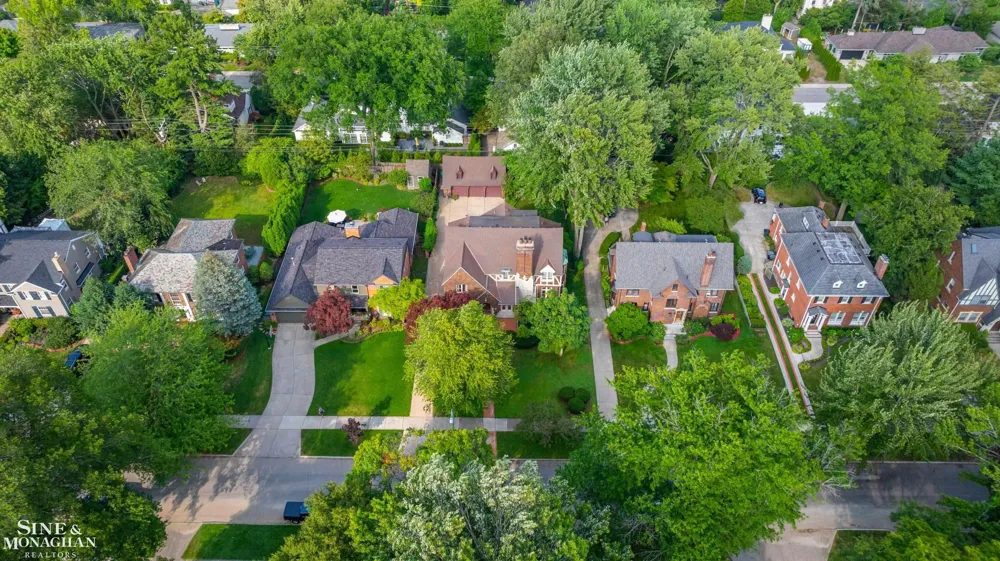 852 Whittier Road Grosse Pointe Park City, MI 48230