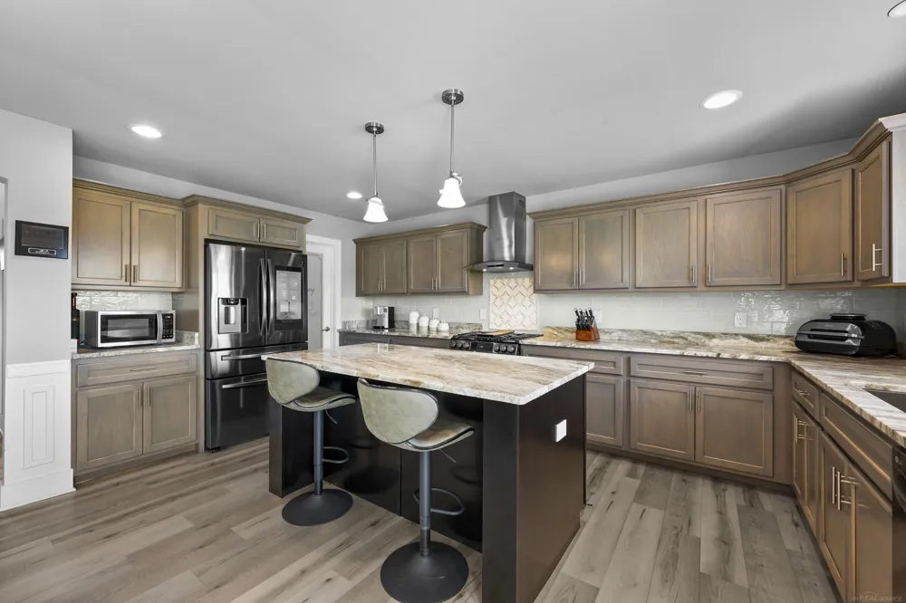 49570 MANISTEE DRIVE Chesterfield Township, MI 48047