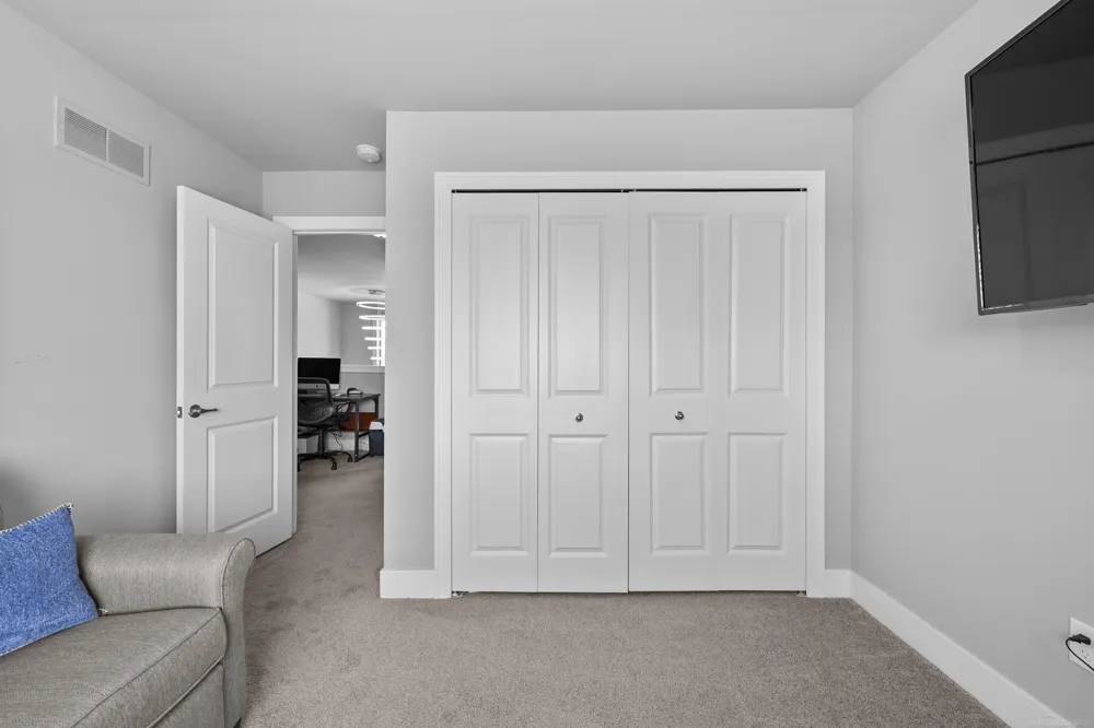 49570 MANISTEE DRIVE Chesterfield Township, MI 48047