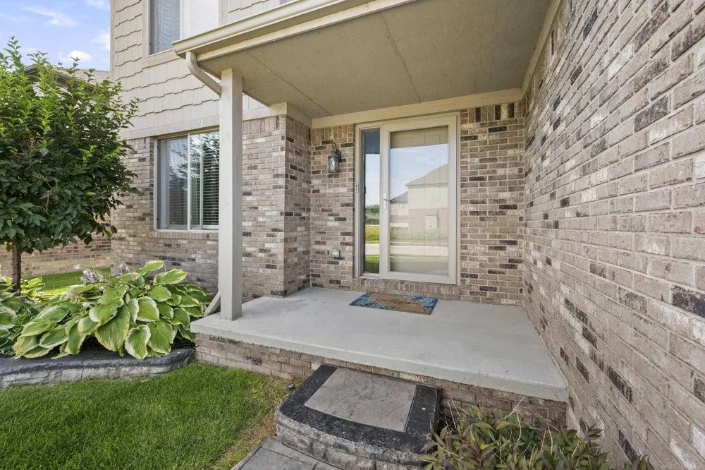 49570 MANISTEE DRIVE Chesterfield Township, MI 48047