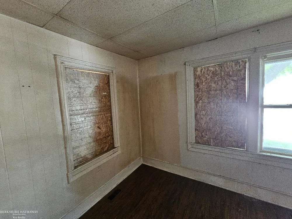 332 Carroll Street Marine City City, MI 48039