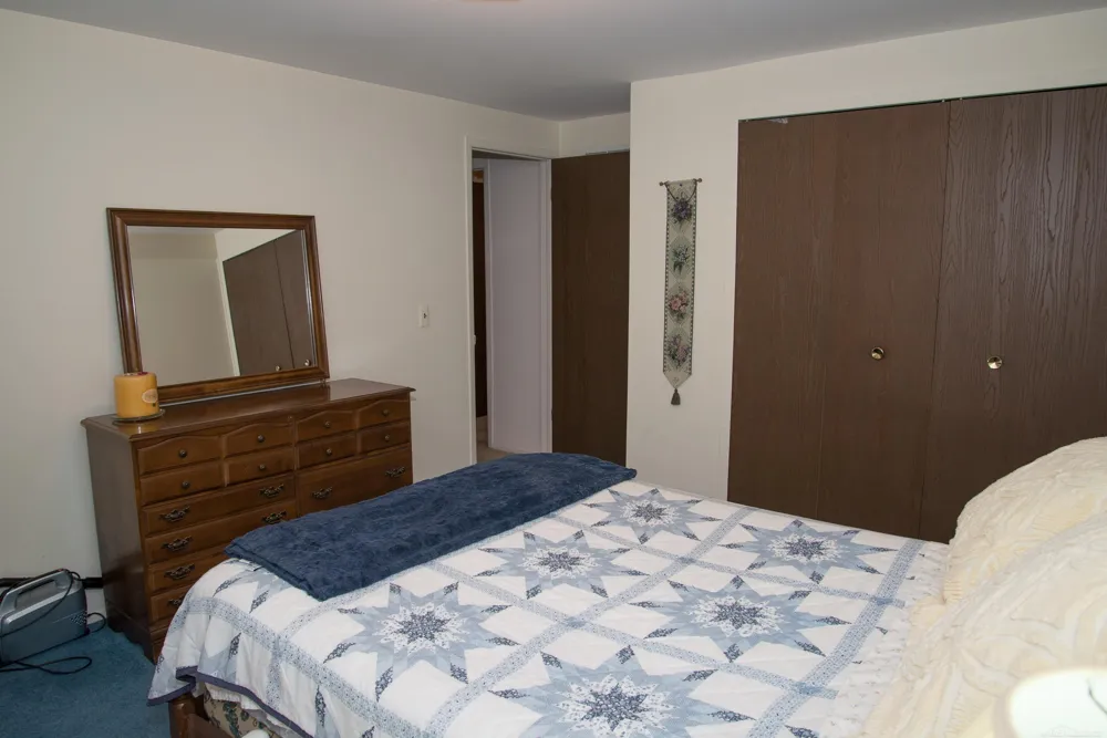 2188 Zenia Drive Troy City, MI 48083