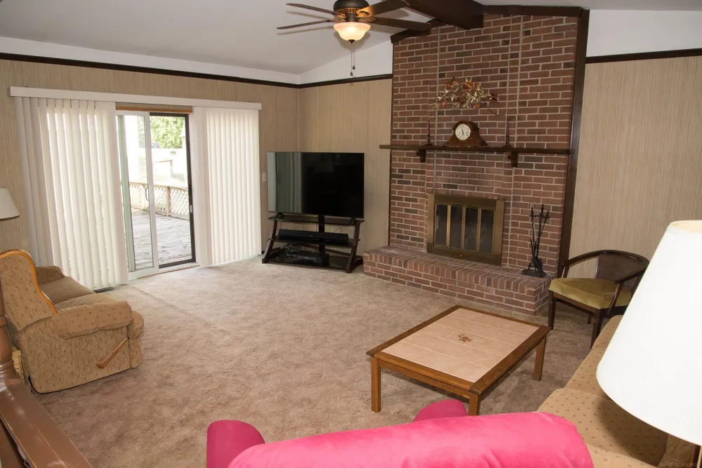 2188 Zenia Drive Troy City, MI 48083