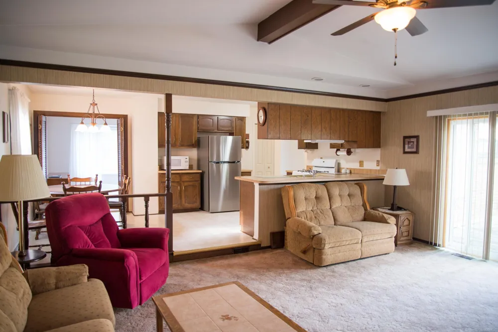 2188 Zenia Drive Troy City, MI 48083