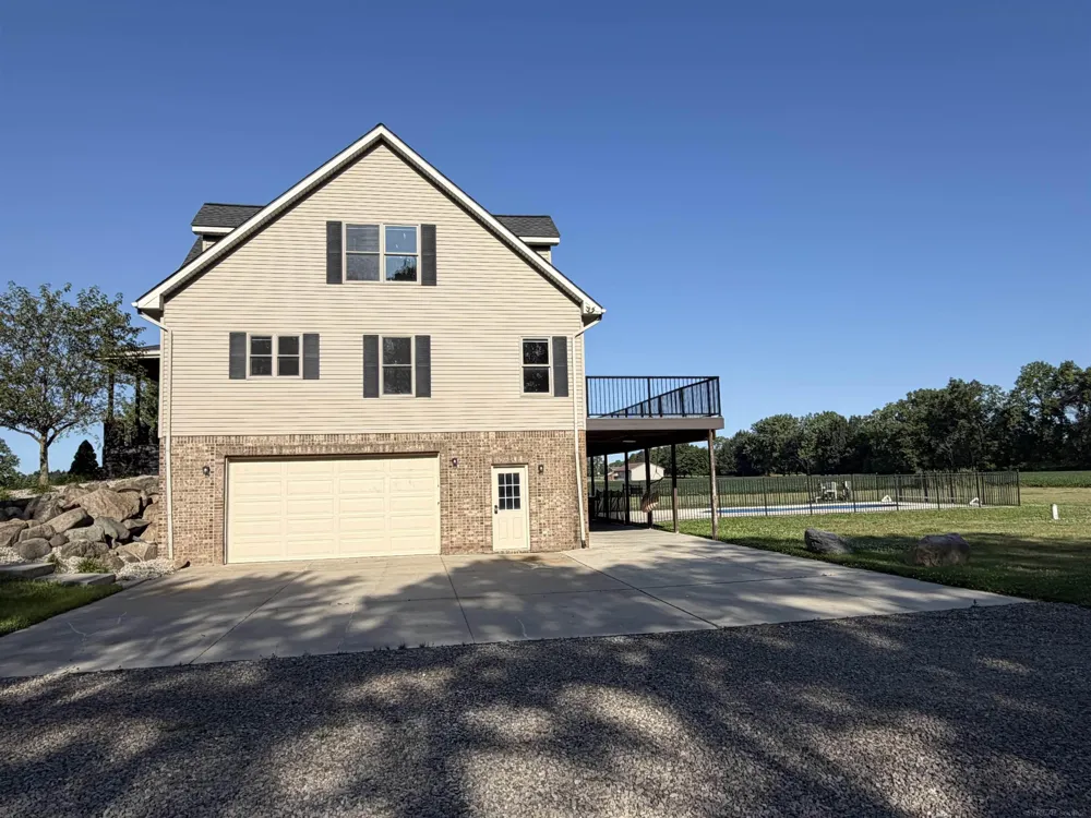 10010 Alpine Road Wales Township, MI 48027