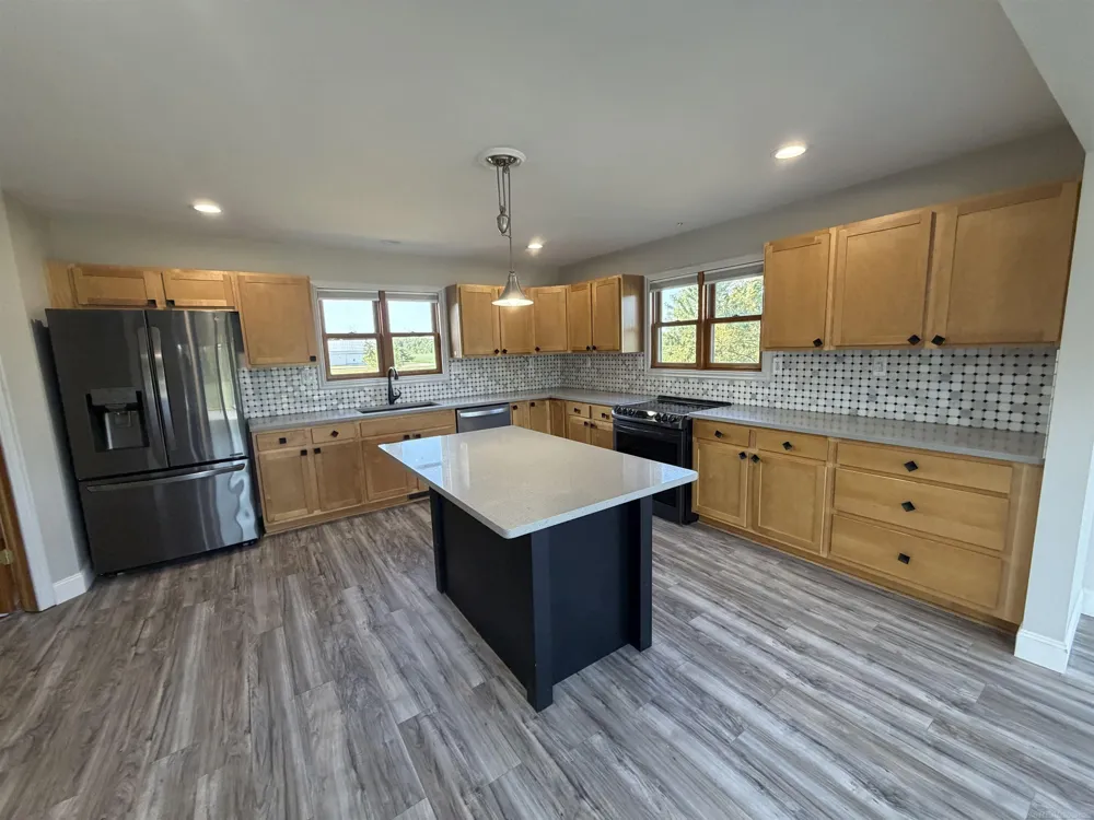 10010 Alpine Road Wales Township, MI 48027