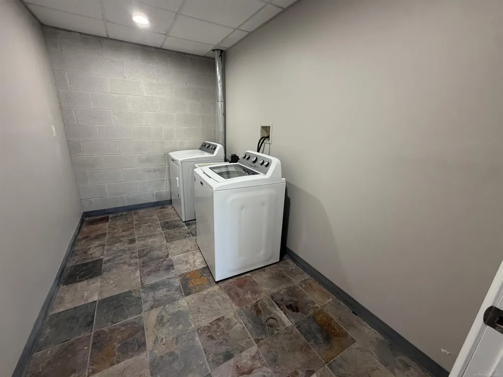 10010 Alpine Road Wales Township, MI 48027