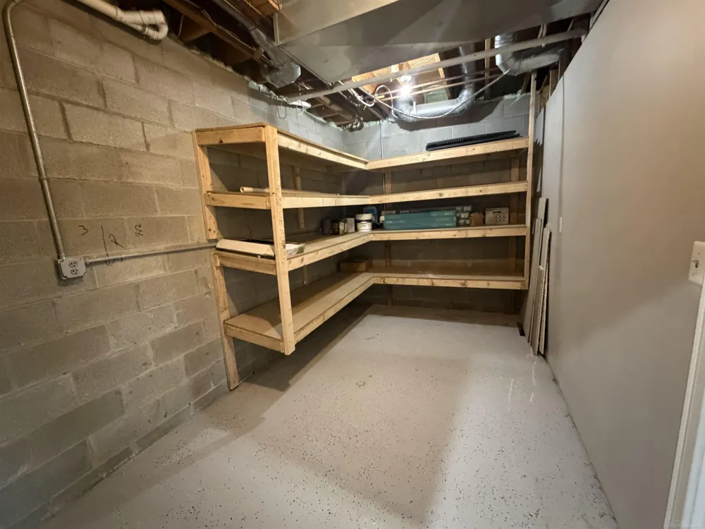 10010 Alpine Road Wales Township, MI 48027