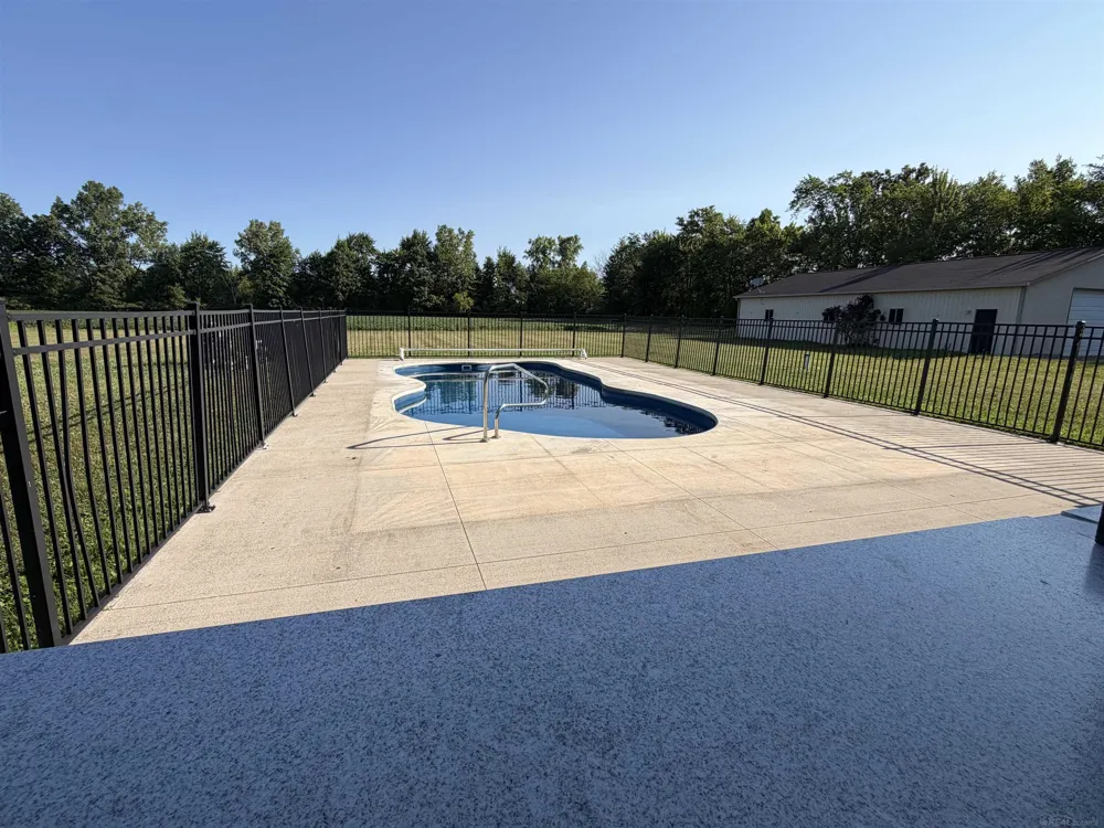 10010 Alpine Road Wales Township, MI 48027