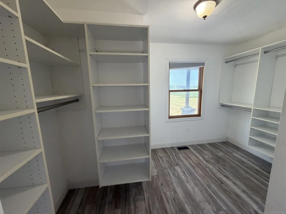 10010 Alpine Road Wales Township, MI 48027