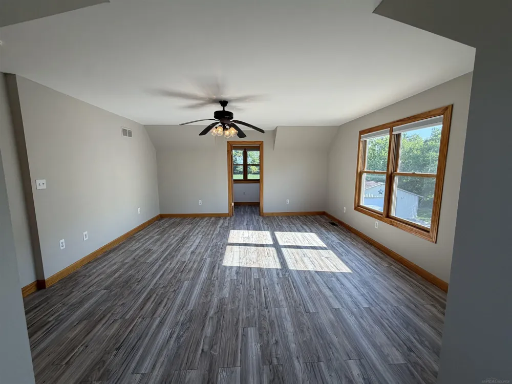 10010 Alpine Road Wales Township, MI 48027