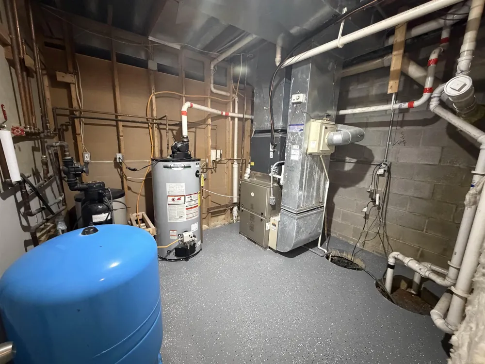10010 Alpine Road Wales Township, MI 48027