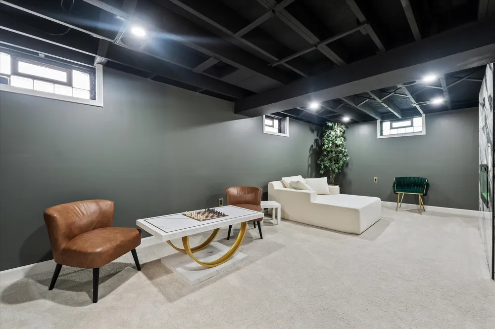 18305 Marquette Street Roseville City, MI 48066
