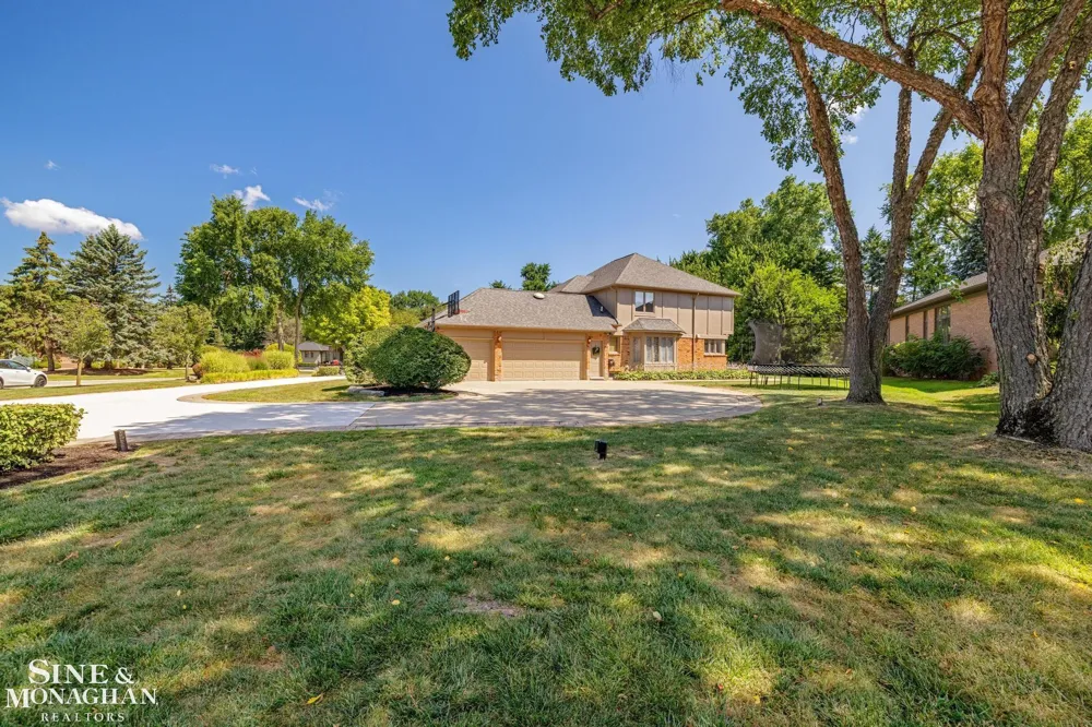 37500 Alpinia Lane Clinton Charter Township, MI 48036