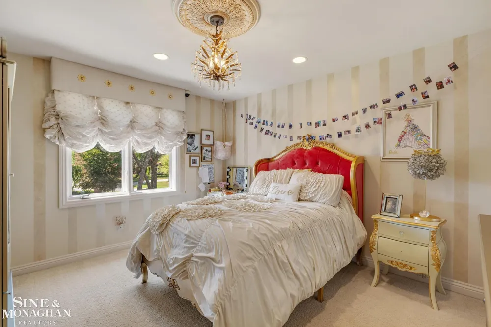 37500 Alpinia Lane Clinton Charter Township, MI 48036