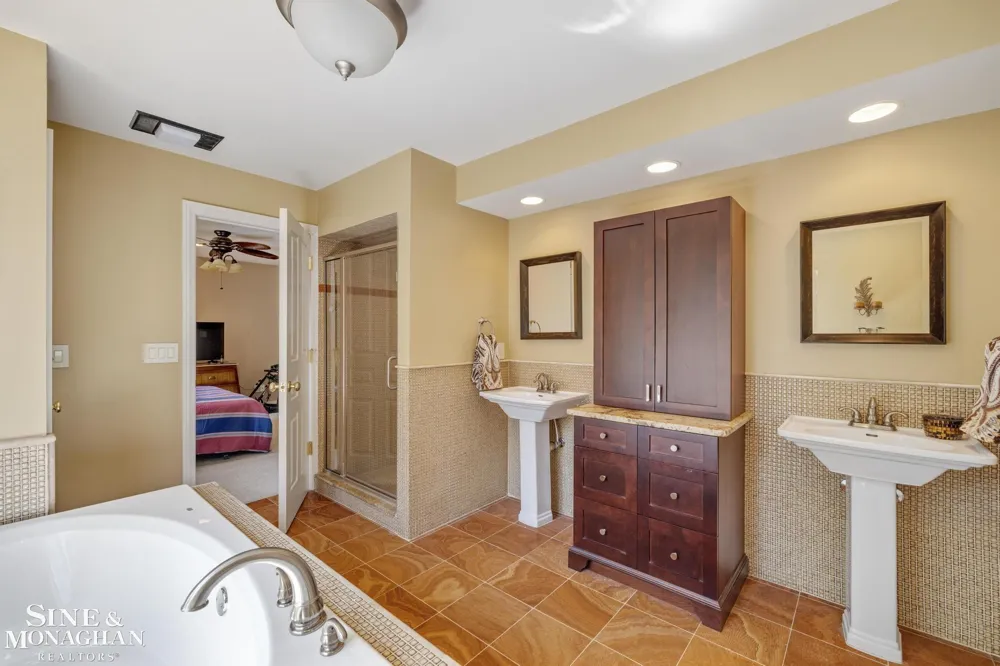 37500 Alpinia Lane Clinton Charter Township, MI 48036
