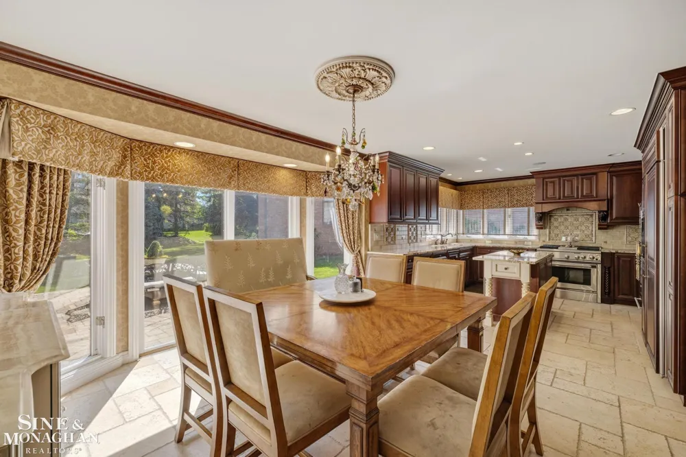37500 Alpinia Lane Clinton Charter Township, MI 48036