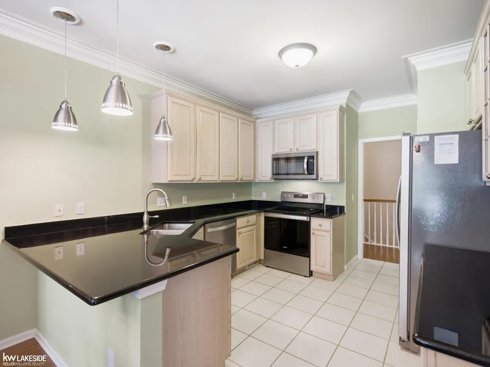 5721 Pinecroft Court Independence Charter Township, MI 48346