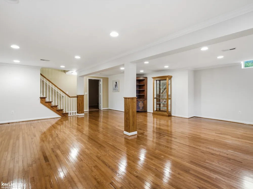 5721 Pinecroft Court Independence Charter Township, MI 48346
