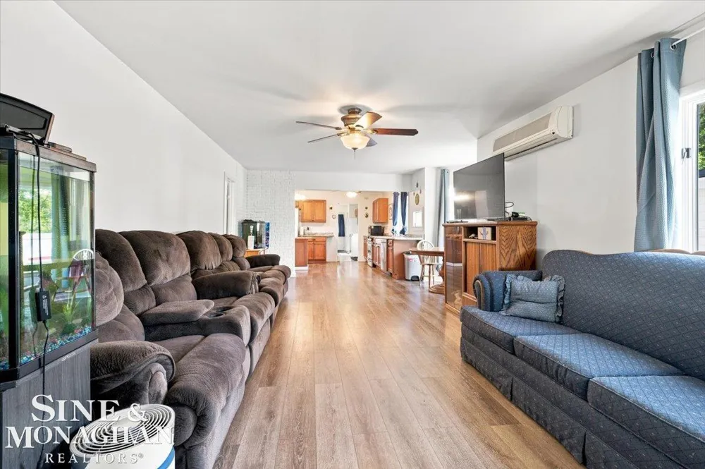 606 6th Street St Clair City, MI 48079