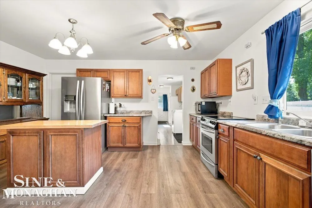 606 6th Street St Clair City, MI 48079