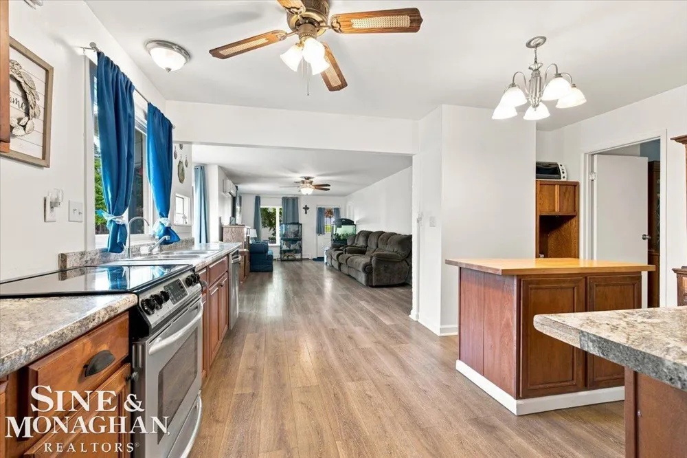 606 6th Street St Clair City, MI 48079