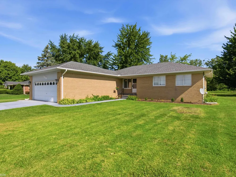 33133 32 Mile Road Richmond City, MI 48062