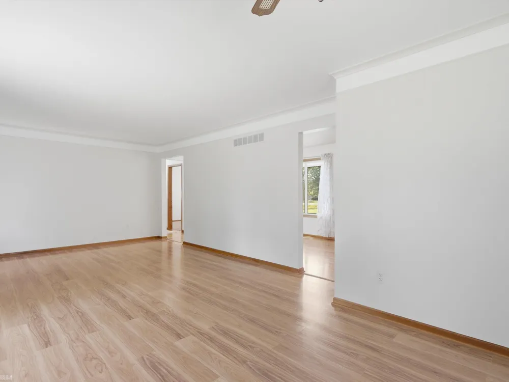 33133 32 Mile Road Richmond City, MI 48062