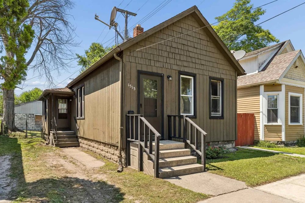 1513 9th Street Port Huron City, MI 48060