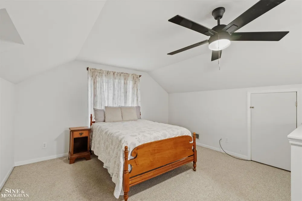 1602 Anita Avenue Grosse Pointe Woods City, MI 48236