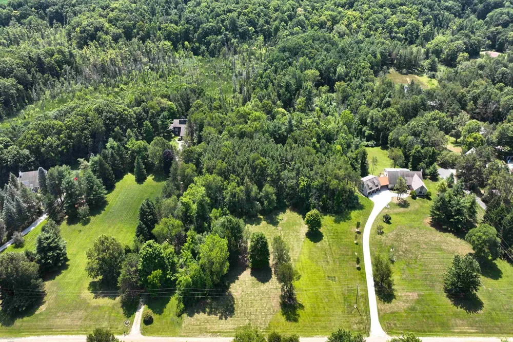 Nardoni Lane Dryden Village, MI 48428