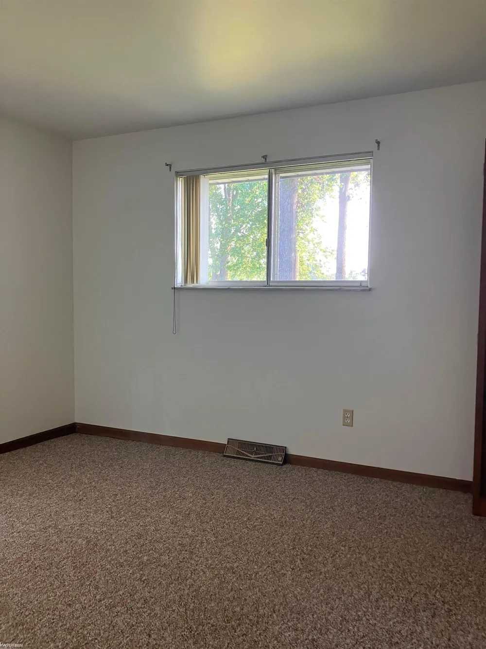 32845 Sutton Road Chesterfield Township, MI 48051