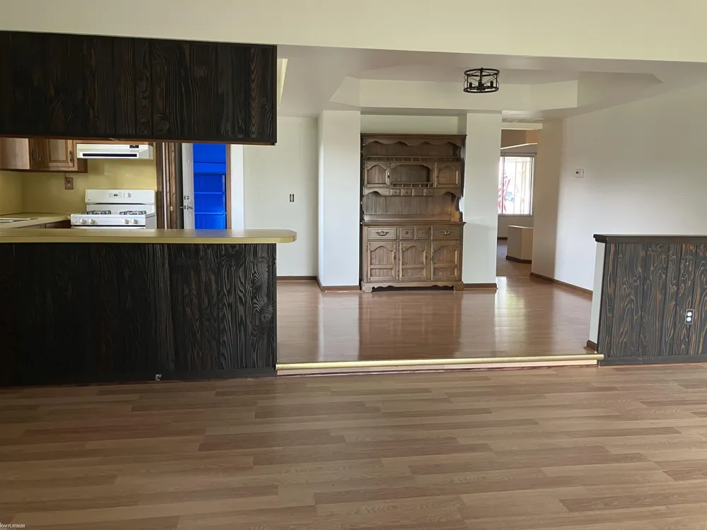 32845 Sutton Road Chesterfield Township, MI 48051