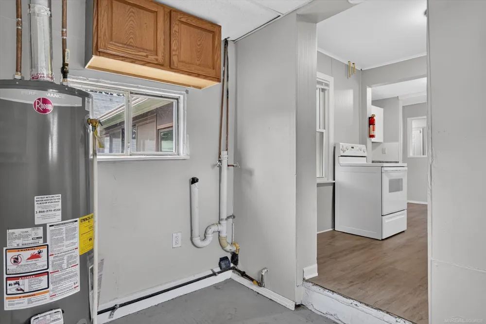 1778 Reo Avenue Lincoln Park City, MI 48146