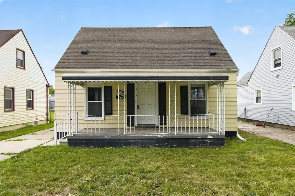 1778 Reo Avenue Lincoln Park City, MI 48146