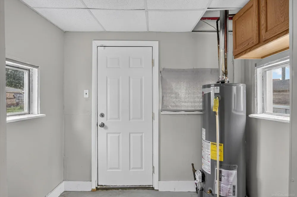1778 Reo Avenue Lincoln Park City, MI 48146