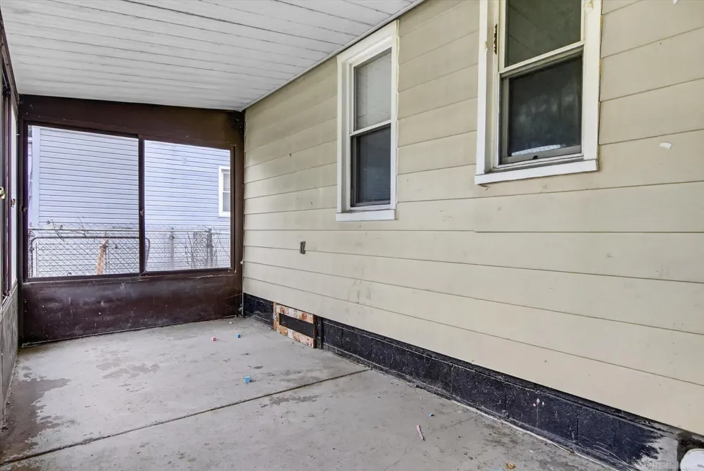 1778 Reo Avenue Lincoln Park City, MI 48146
