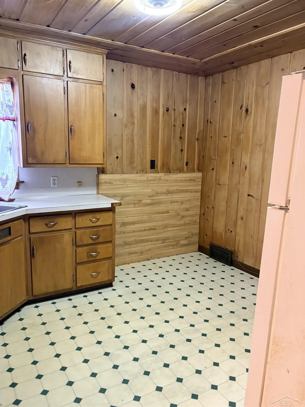 354 S 30th Street Buena Vista Charter Township, MI 48601