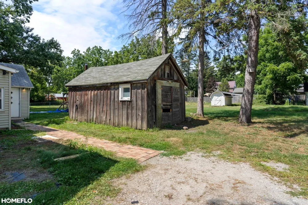 240 W 3rd Street Imlay City City, MI 48444