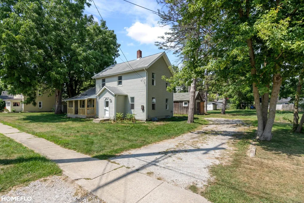 240 W 3rd Street Imlay City City, MI 48444