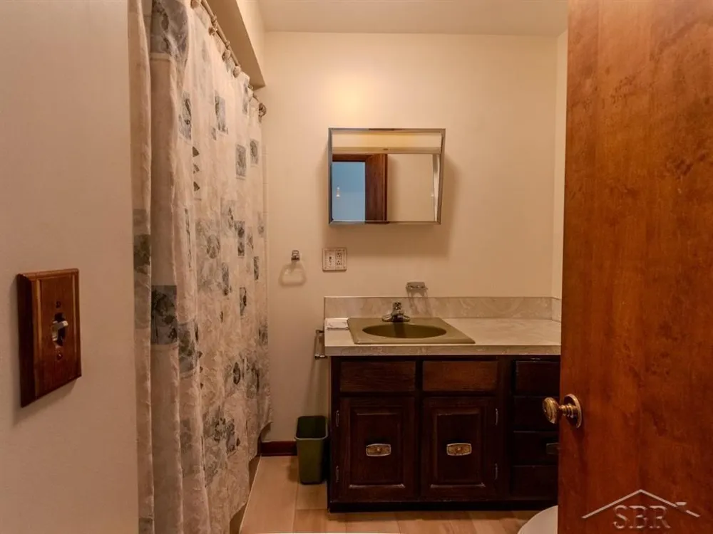 8908 Kochville Road Tittabawassee Township, MI 48603