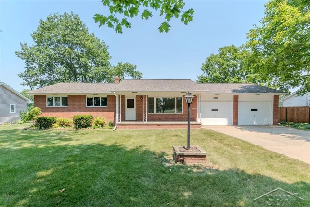 8908 Kochville Road Tittabawassee Township, MI 48603