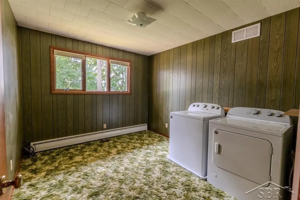 8908 Kochville Road Tittabawassee Township, MI 48603