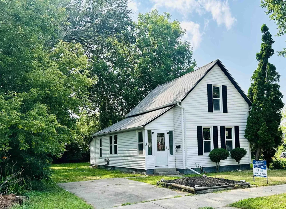 612 Webster Street Bay City City, MI 48708